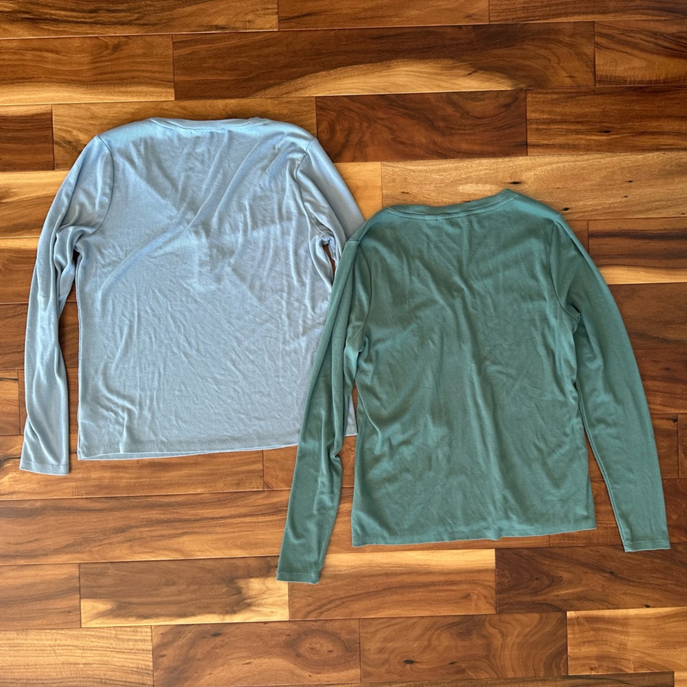 Lands' End Long Sleeve Top Bundle- Blue and Green size XL - Picture 2 of 3